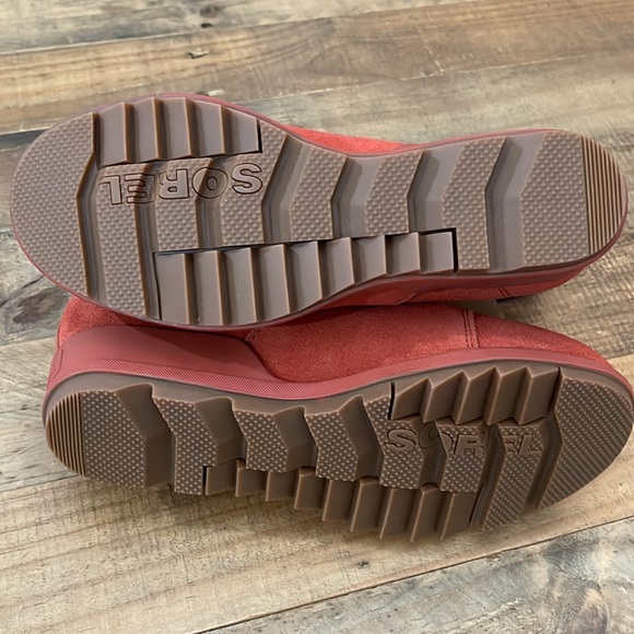 Sorel Evie pull on suede bootie - Picture 5 of 9